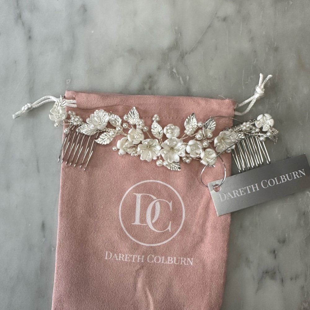 Brand New Dareth Colburn Elise Hair Vine